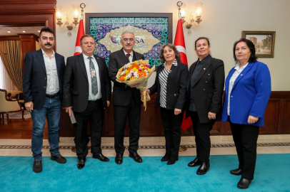 Bursa Valisi'ne TÜED Uludağ'dan ziyaret