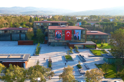 İnegöl Belediyesi’ne Afet Çantası ve İnfogöl’den çifte ödül