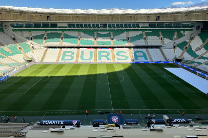 A Milli Futbol Takımı, 10. kez Bursa'da