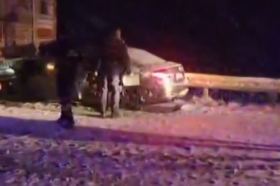 Yoğun kar yağışı kazaları beraberinde getirdi: 1 ölü, 5 yaralı