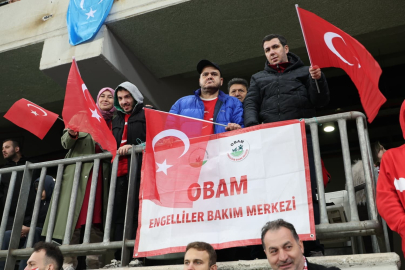 OBAM üyeleri Türkiye-Bulgaristan maçını izledi