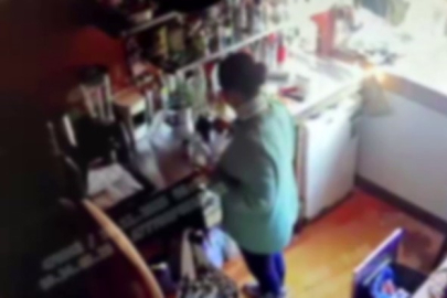 Beyoğlu’nda kahve skandalı: Deterjanlı kahve içen mühendis yoğun bakımda, 2 şüpheliye ev hapsi