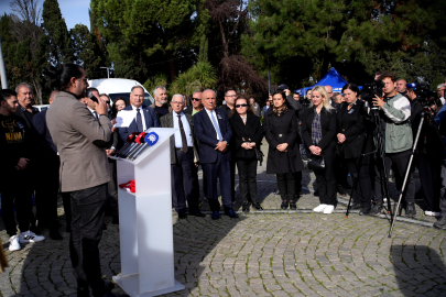 Naim Süleymanoğlu kabri başında anıldı