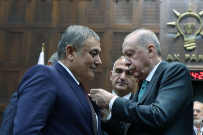 CHP’den istifa eden Aksu Belediye Başkanı Yıldırım AK Parti’ye katıldı