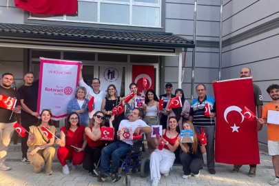 Bursa Rotaract’tan “Cumhuriyet yolu”nda anlamlı adımlar