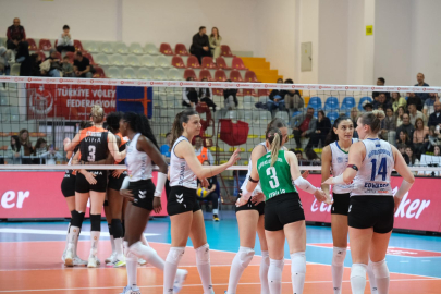Nilüfer Belediyespor Eker, Eczacıbaşı Dynavit'i 3-1 mağlup etti