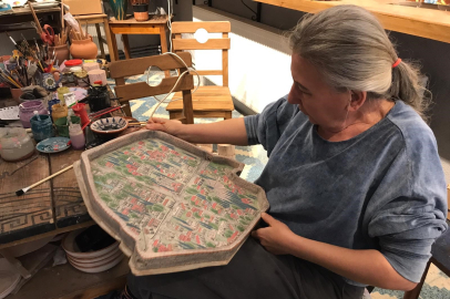 Papa 14. Leo’ya İznik’ten anlamlı hediye: Minyatür çini