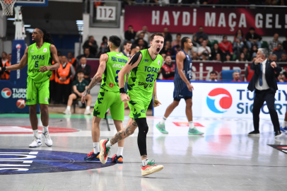 TOFAŞ evinde Anadolu Efes'i mağlup etti