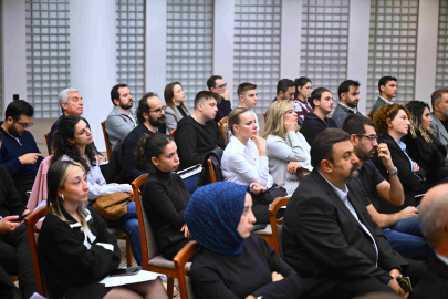 Geleceğin kodları BTSO Akademi'de yazıldı