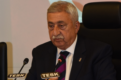 Palandöken: "Öğretmenlerimiz yarınlara bırakacağımız en değerli mirasın mimarlarıdır"