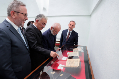 Bursevî Yazma Eserleri Sergisi kapılarını açtı