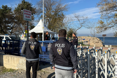 İznik Papa 14. Leo'yu bekliyor