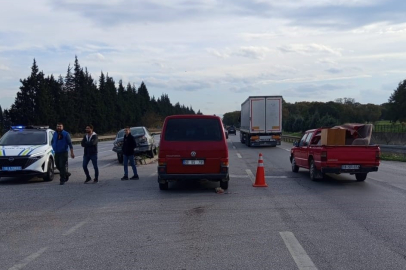 Karacabey’de U dönüşü ihlali kazaya yol açtı: 2 Yaralı