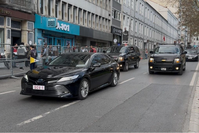 Papa 14. Leo, İznik'e gitmek için Atatürk Havalimanına hareket etti