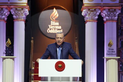 Erdoğan: ''Kardeşlik ve huzurun egemen olduğu Türkiye için kararlıyız''