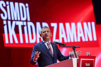 CHP Kurultayında Özgür Özel'in listesi firesiz geçti