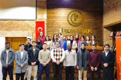 Bursa'da İletişim Başkanlığı'ndan uluslararası öğrencilere eğitim