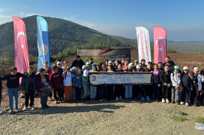 Vefat eden öğretmen için 120 fidan dikildi