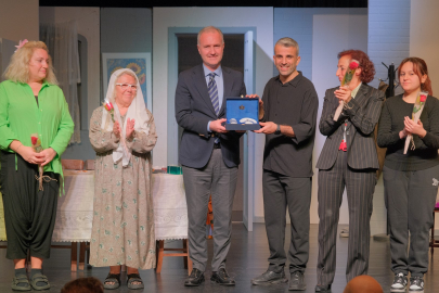 “Kadın Sığınağı” ilk gösterimiyle izleyiciden tam not aldı