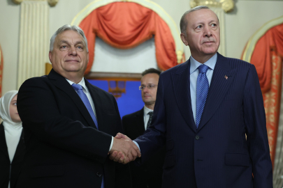 Erdoğan ve Orban'dan stratejik adım: Ticaret hacmi hedefi 10 milyar dolara yükseltildi, 16 yeni anlaşma imzalandı