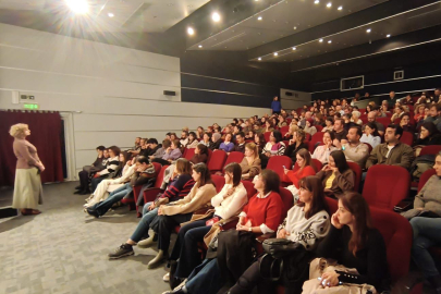 Pelin Esmer, yeni filmiyle Nilüfer’de sinemaseverlerle buluştu