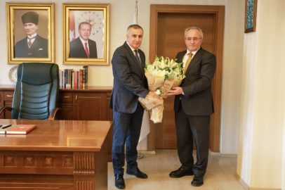 Bursa Milli Eğitim'de bayrak değişimi: Gürhan Çokgezer göreve başladı!