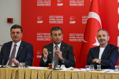 CHP'den disiplin ve yargı açıklaması: Zeynel Emre'den MHP'ye gizli tanık eleştirisi