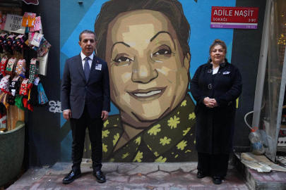 Adile Naşit Sokağı’nda duygusal anma: Usta sanatçı 38 yıl sonra da unutulmadı