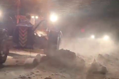 Palandöken geçidinde kar ve tipi nedeniyle mahsur kaldılar