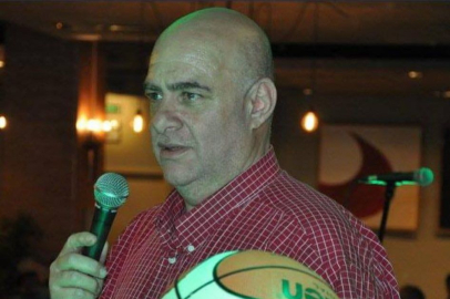 Eski milli basketbolcu balkondan düşerek hayatını kaybetti