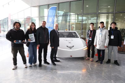 Bursa’nın en büyük teknoloji buluşması: DevFest’25’te 3 bin 500 katılımcı bir araya geldi