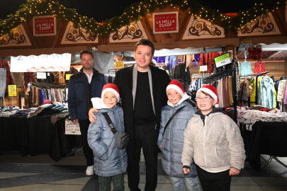 Osmangazi’de Yeni Yıl coşkusu: Başkan Erkan Aydın vatandaşlarla buluştu