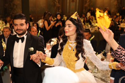 Ankara’da yılın düğünü! Geline 1 kilo gerdanlık, damada milyonlarca lira.