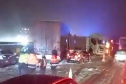 Bolu Dağı Tüneli çıkışında 6 araçlı zincirleme kaza