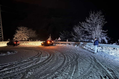 Oylat Kaplıcaları yolu kar nedeniyle kapandı