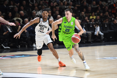 TOFAŞ yeni yılın ilk maçında Karşıyaka deplasmanında