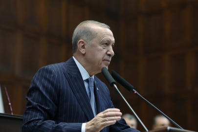 Erdoğan: "Milleti beceriksizlerin insafına bırakmayacağız"