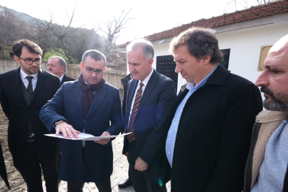 Sarıpınar Mahallesine yeni meydan