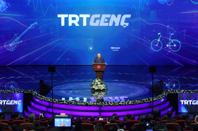 Erdoğan’dan medya eleştirilerine yanıt: "Vatandaşın çilesini ekrana taşımak gazetecilik görevidir"