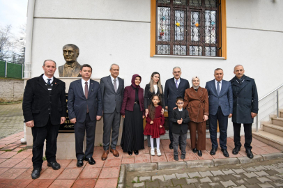 Başkan Aydın, özel gereksinimli çocukların karne sevincini paylaştı