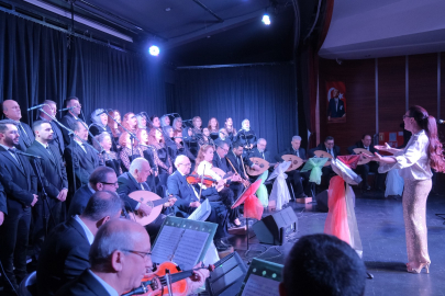 İnegöl Belediyesi TSM Korosundan kulakların pasını silen konser