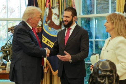 Suriye Devlet Başkanı eş-Şara ile ABD Başkanı Trump telefonda görüştü