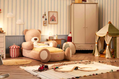 Çilek’ten kendi yatağına geçiş sürecini destekleyen yeni uyku arkadaşı: Teddy Ayıcık karyola