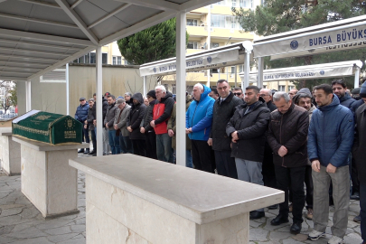 Helallik isteyerek veda etmişti: Ahmet Turan Alkan Bursa’da toprağa verildi