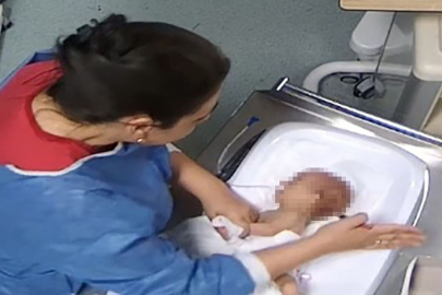 Bebeğe şiddet uygulayan hemşire tutuklandı