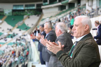 Bozbey’den Bursaspor’a tebrik mesajı: “Yolun sonu şampiyonluk olsun”