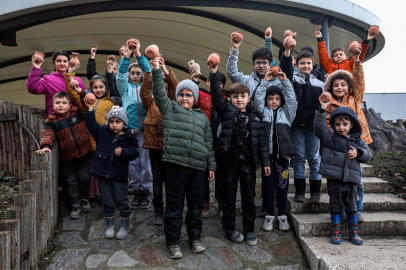 Bursa’da yarıyıl şenliği: Öğrenciler Arkeopark’ta kazı deneyimini keşfetti
