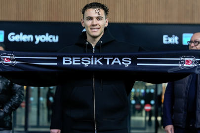 Beşiktaş’ın yeni transferi Kristjan Asllani, İstanbul’a geldi