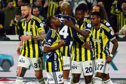 UEFA Avrupa Ligi'nde kuralar çekildi! Fenerbahçe'nin Play-Off rakibi belli oldu