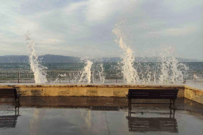Marmara’da fırtına alarmı: Hızı 75 kilometreyi bulacak!